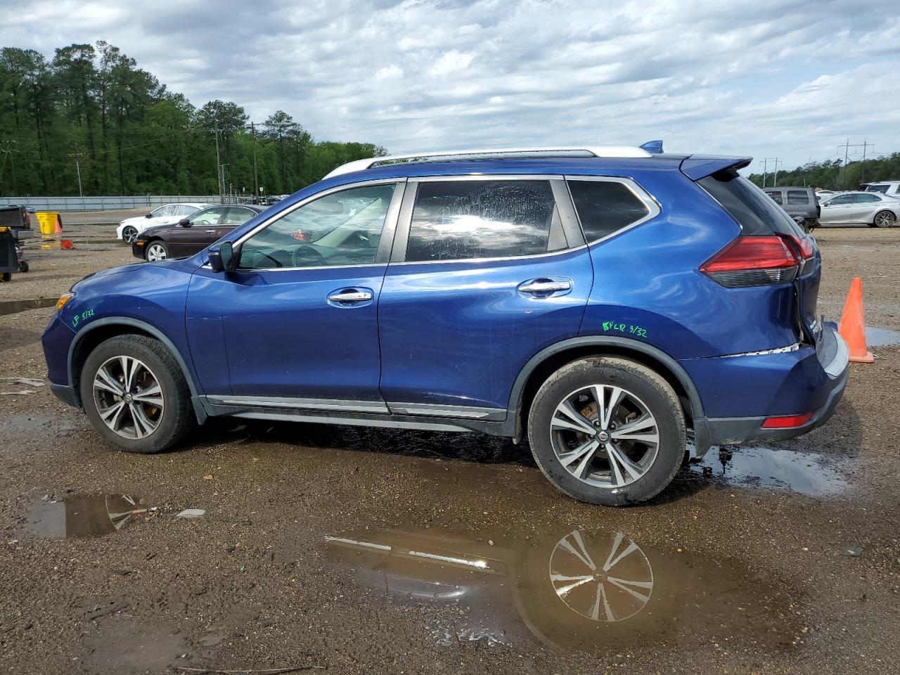 2017 NISSAN ROGUE S - Image 2