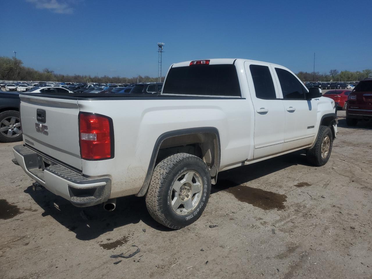 2017 GMC SIERRA K15 - Фото 3