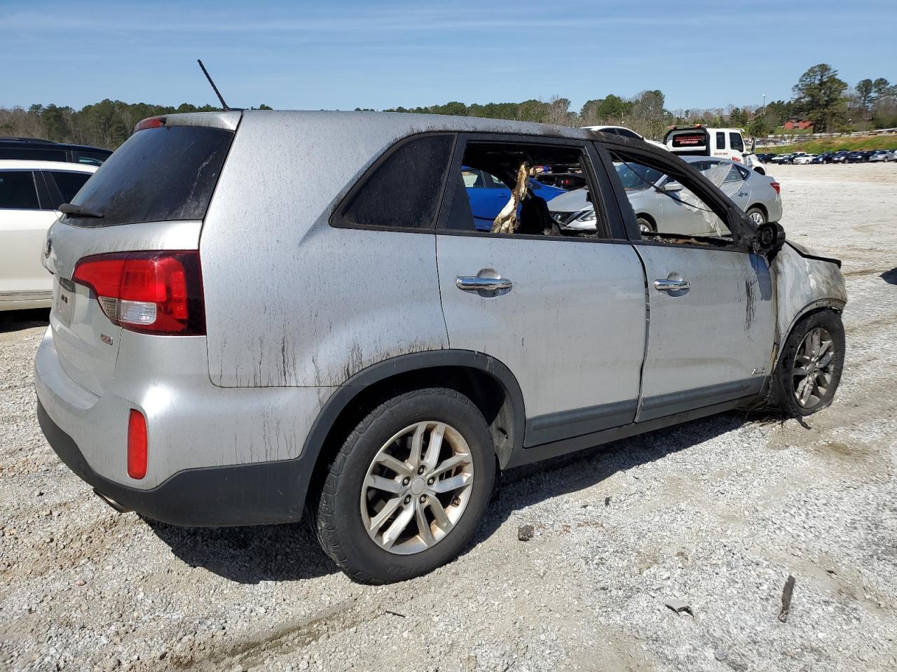 2015 KIA SORENTO LX - Image 3