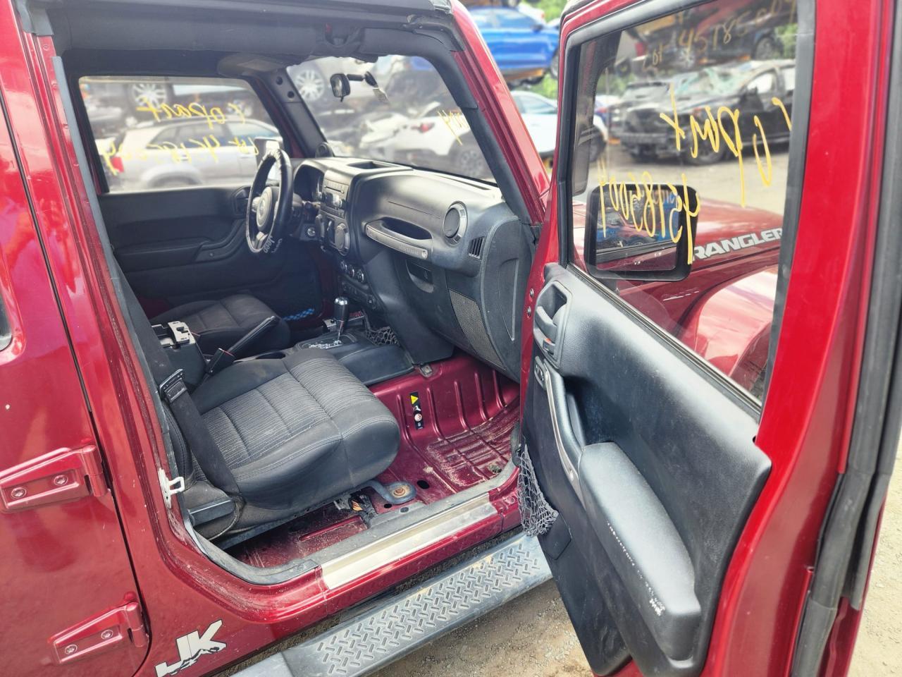 2012 JEEP WRANGLER U - Image 5