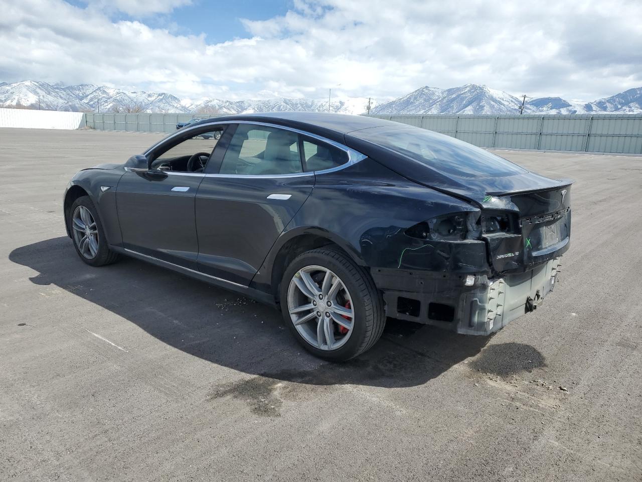 2015 TESLA MODEL S P8 - Image 2