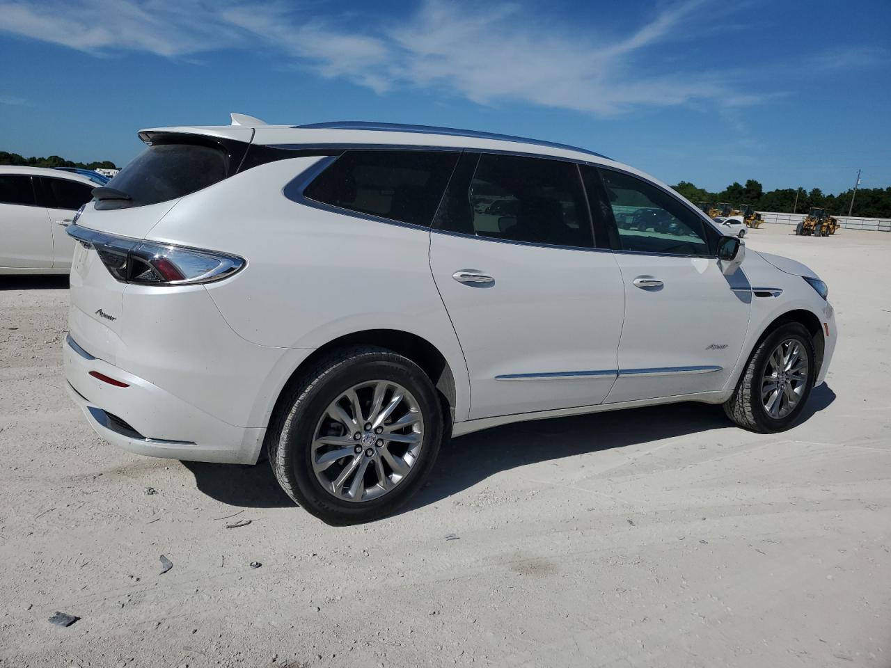 2023 BUICK ENCLAVE AV - Фото 3