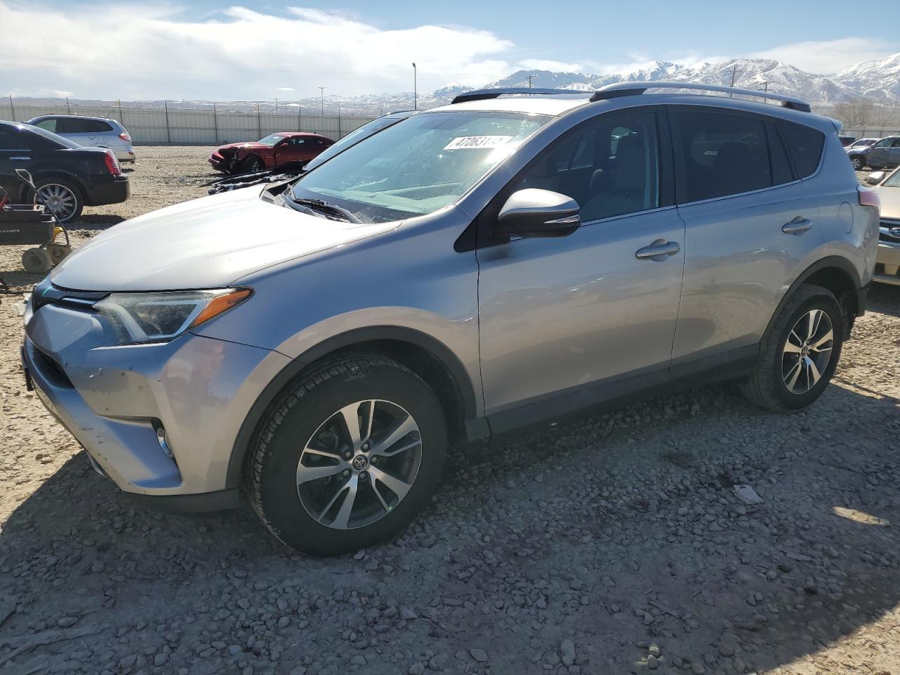 2016 TOYOTA RAV4 XLE