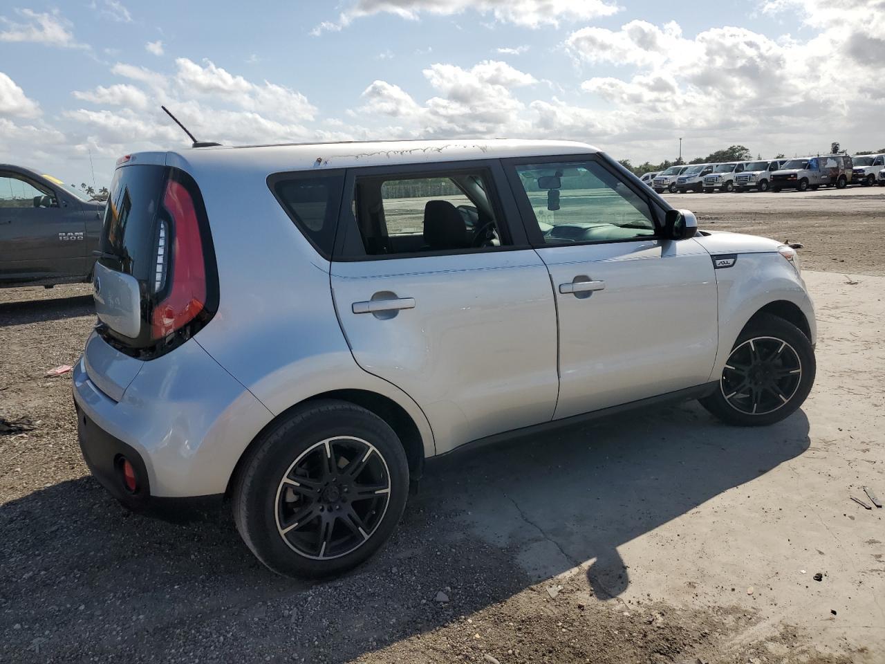2019 KIA SOUL - Image 3