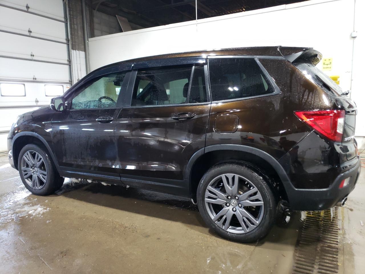 2021 HONDA PASSPORT E - Image 2