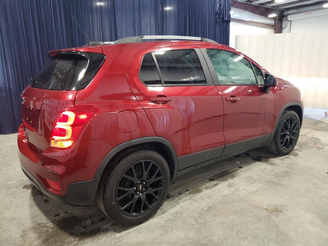 2021 CHEVROLET TRAX 1LT - Фото 3