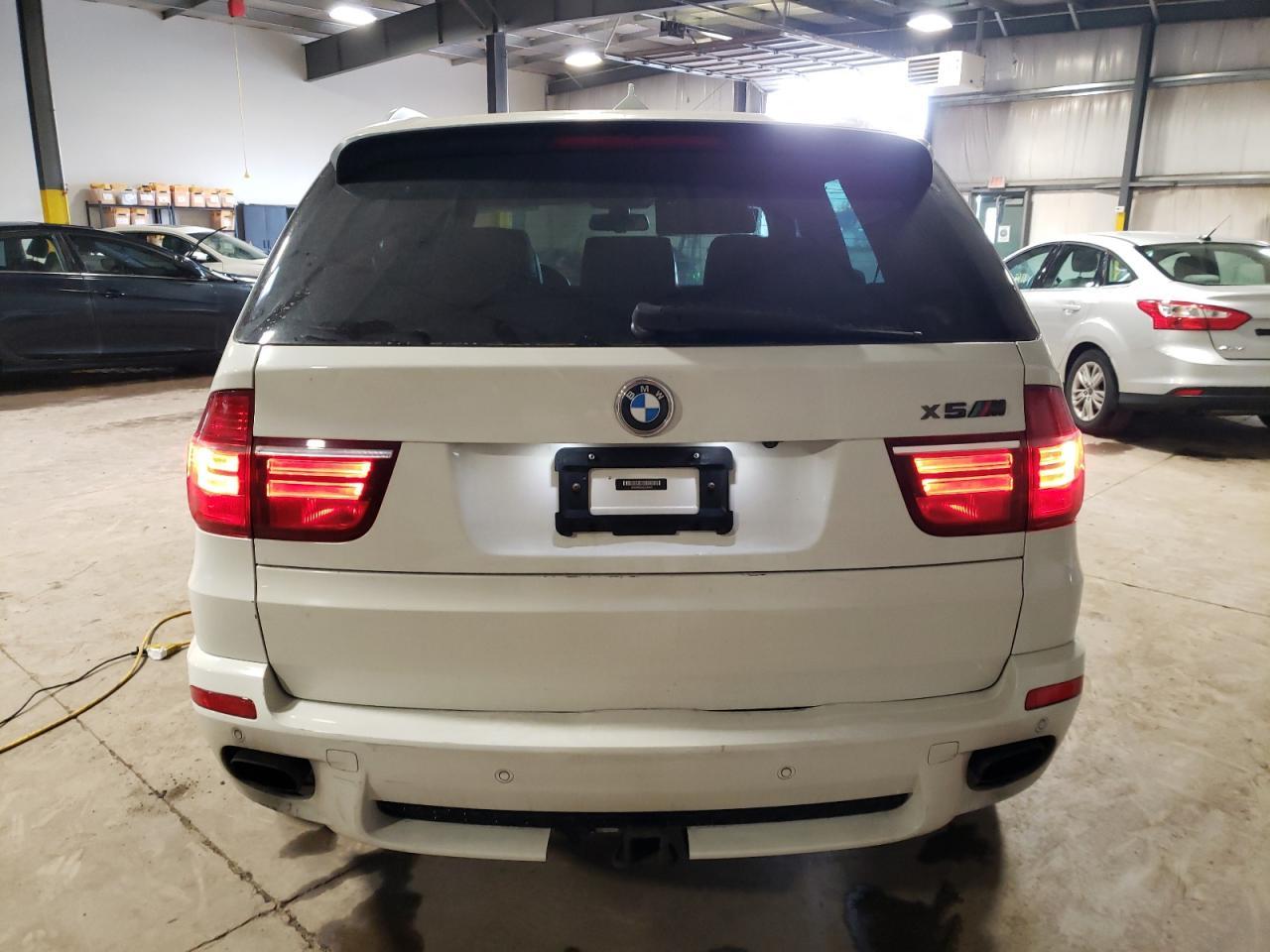 2012 BMW X5 XDRIVE5 - Image 6