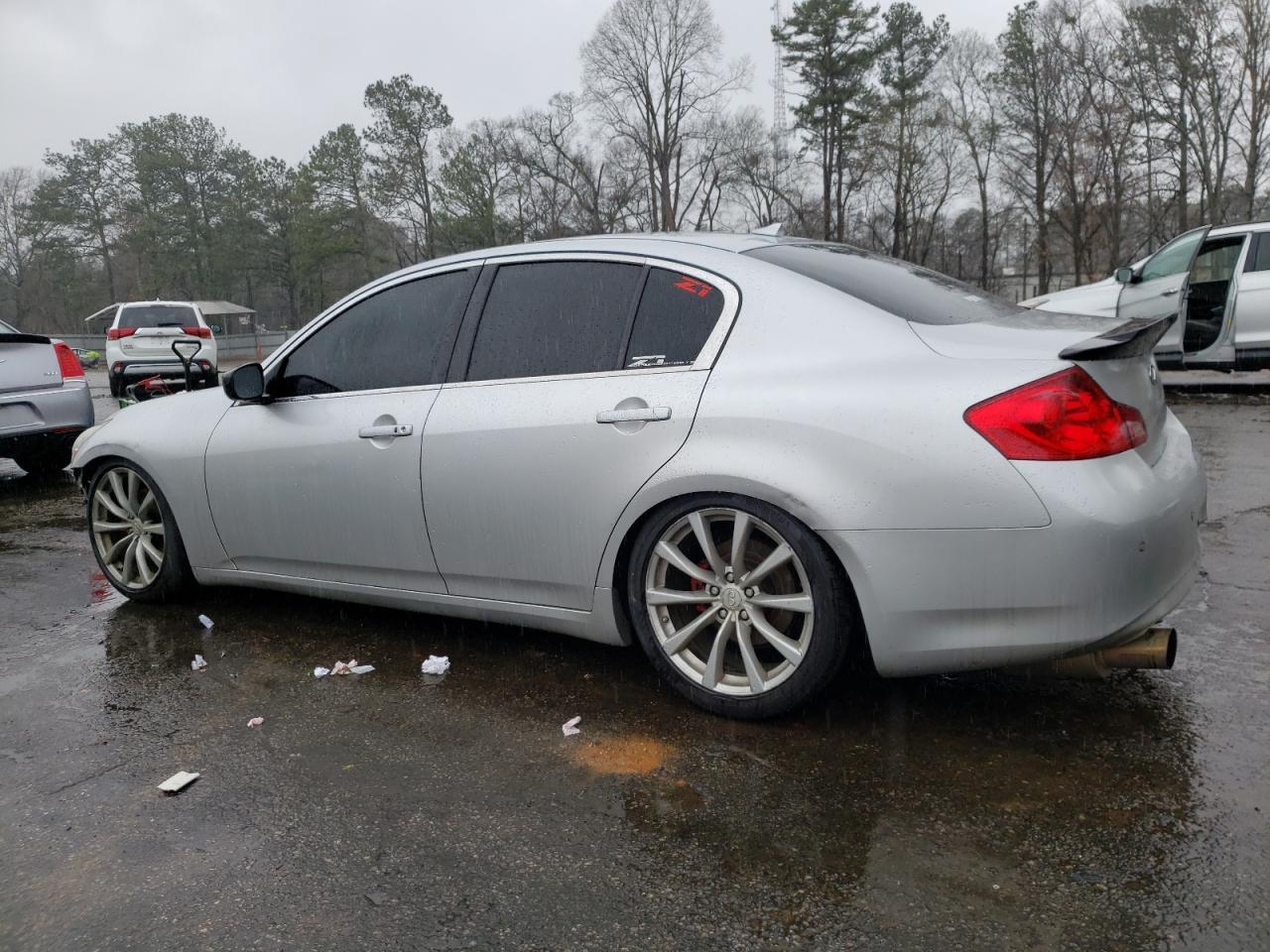 2012 INFINITI G37 - Image 2