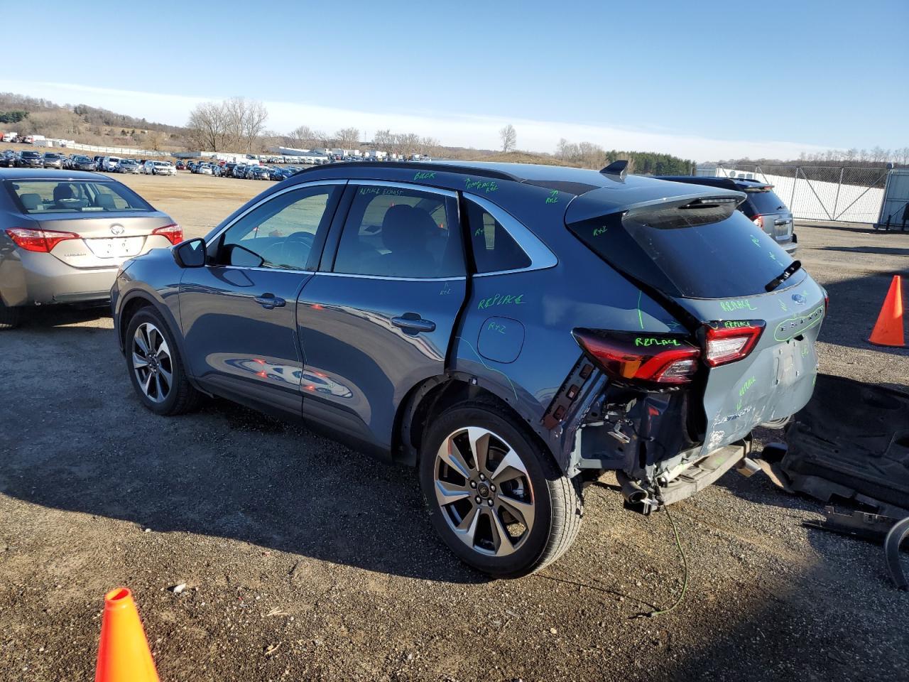 2023 FORD ESCAPE PLA - Фото 2