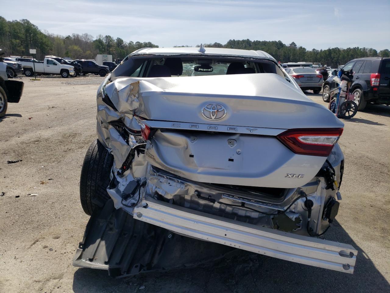 2019 TOYOTA CAMRY L - Image 6