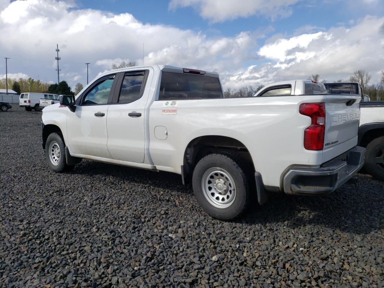 2020 CHEVROLET SILVERADO - Image 2