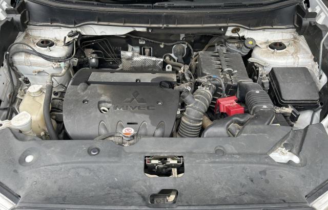 2014 Mitsubishi Outlander Sport Es - Image 7