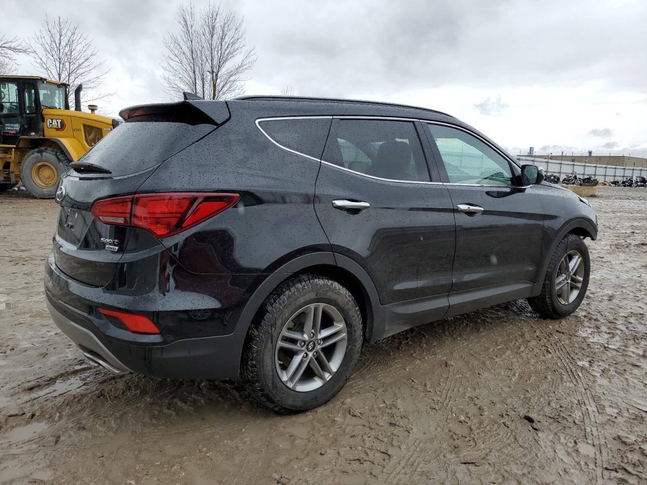 2017 HYUNDAI SANTA FE S - Image 3