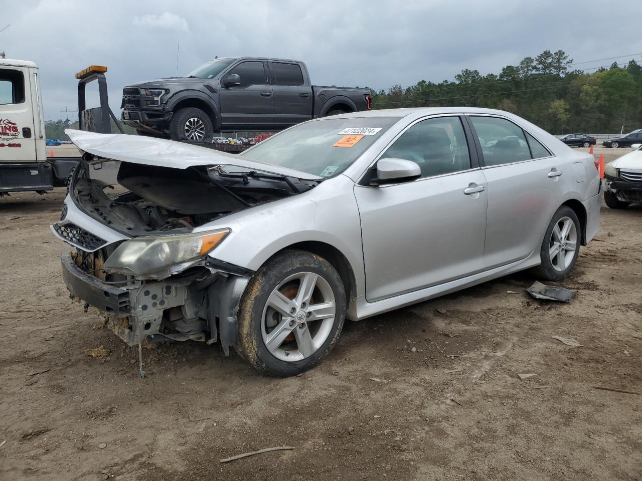 2013 TOYOTA CAMRY L