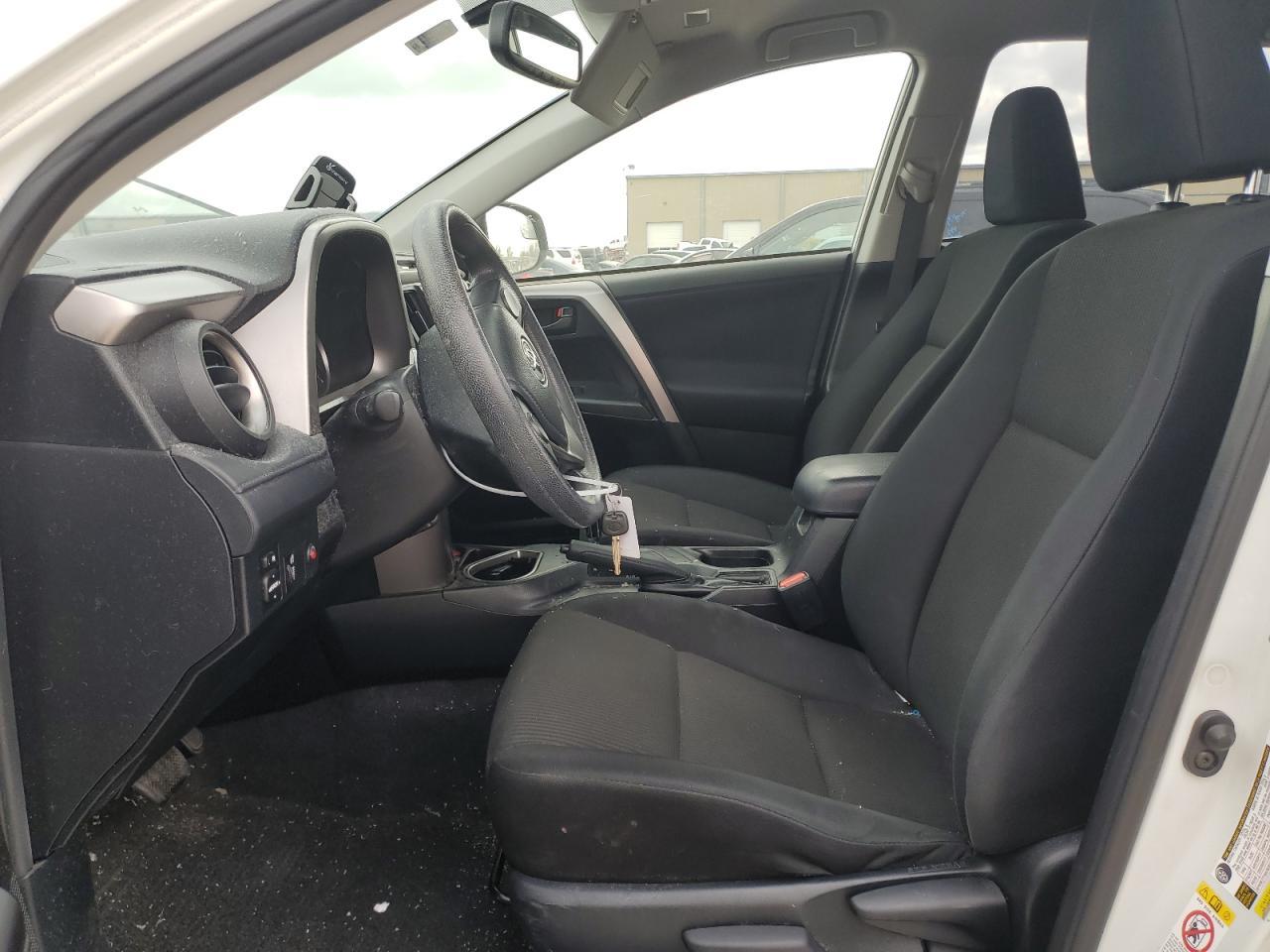 2016 TOYOTA RAV4 LE - Фото 7