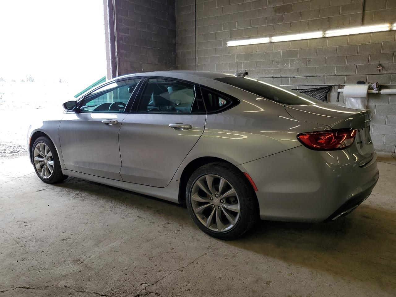 2015 CHRYSLER 200 S - Image 2