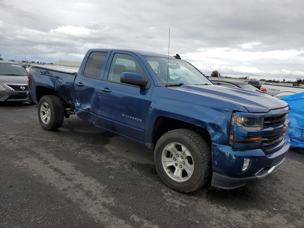 2017 CHEVROLET SILVERADO - Фото 4