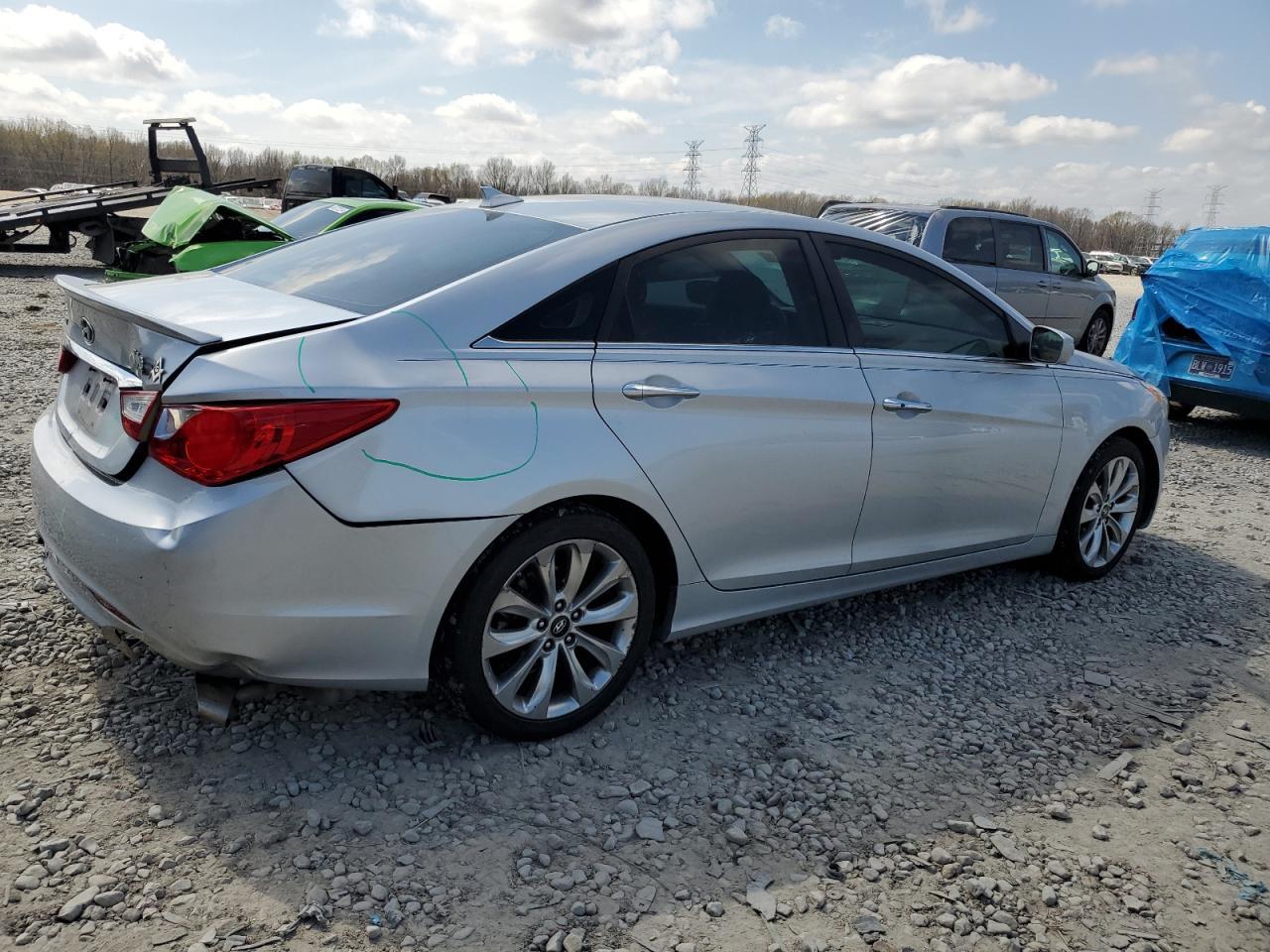 2013 HYUNDAI SONATA SE - Фото 3