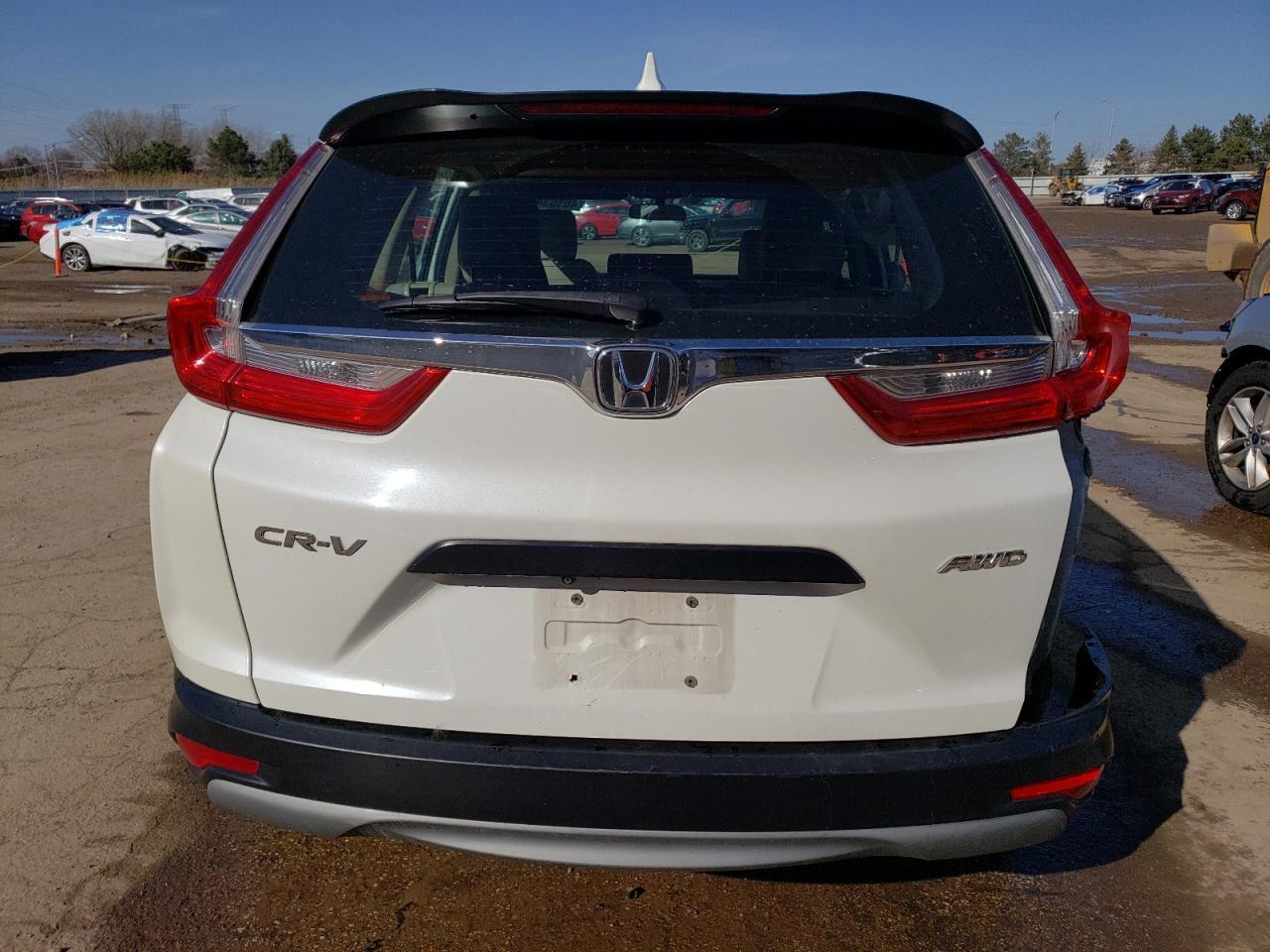 2017 HONDA CR-V LX - Image 6