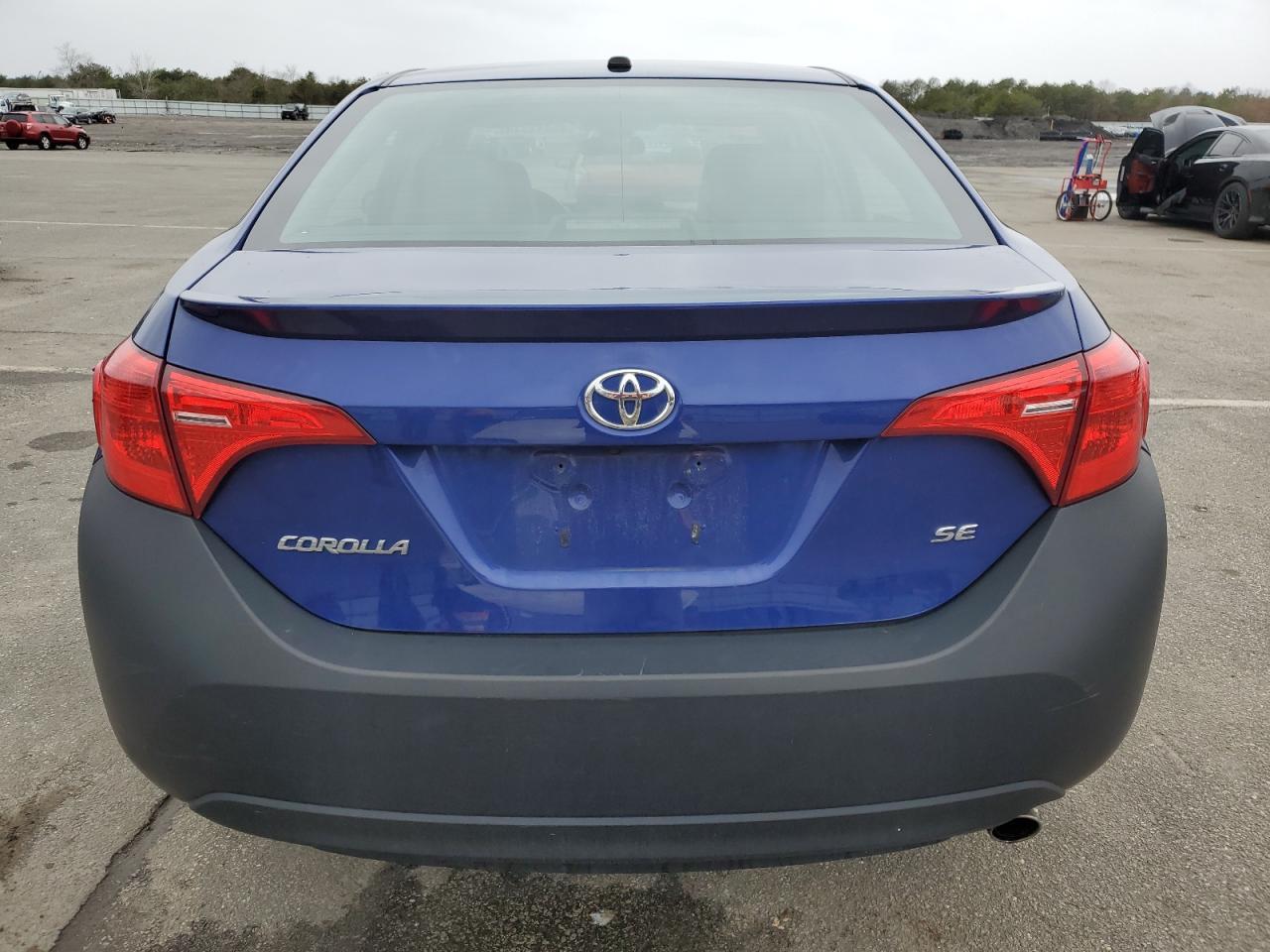 2018 TOYOTA COROLLA L - Фото 6