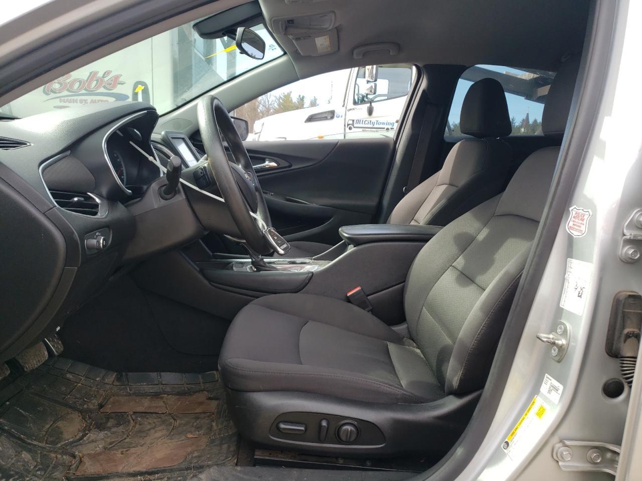 2017 CHEVROLET MALIBU LT - Image 7