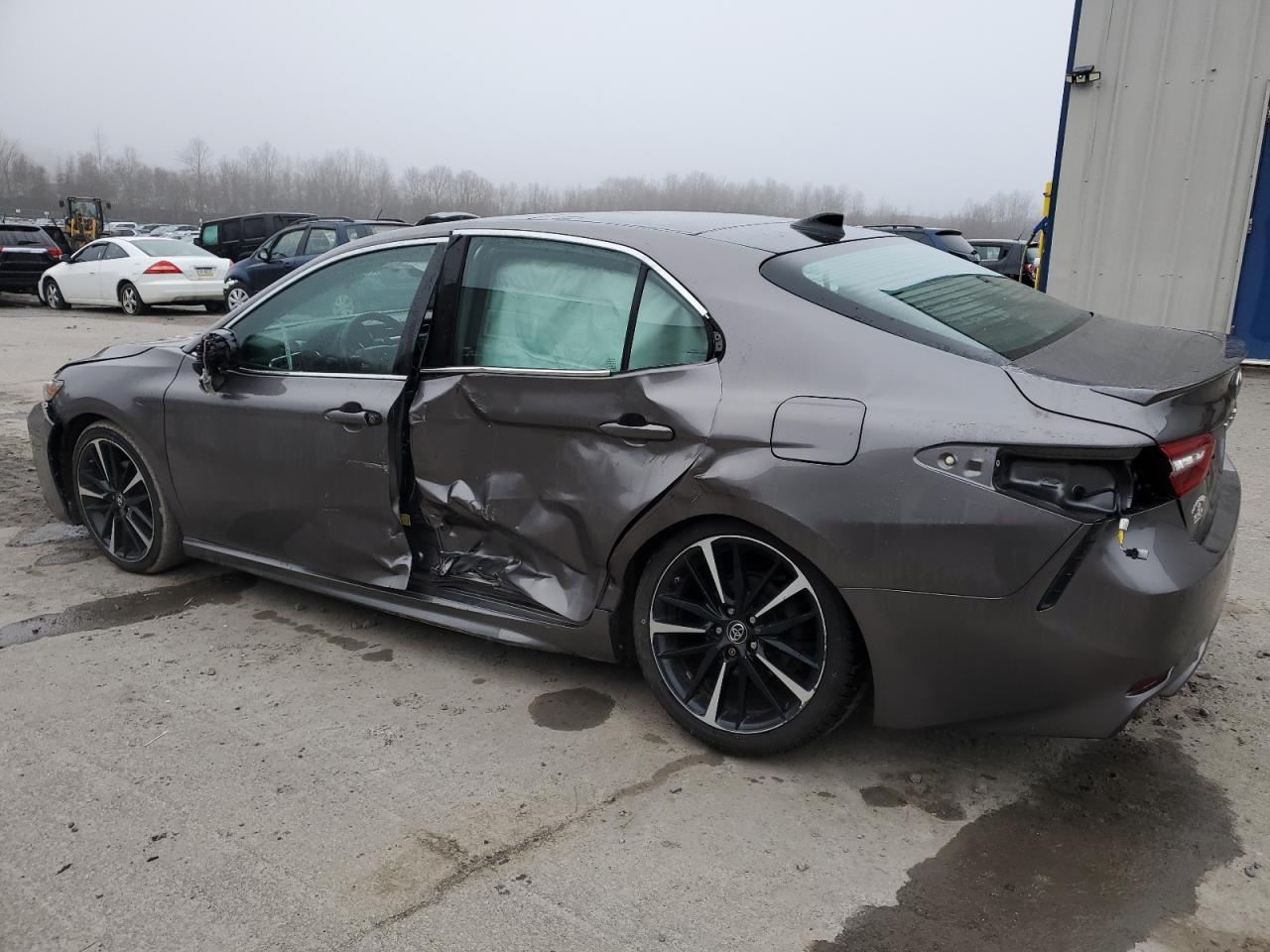 2018 TOYOTA CAMRY XSE - Фото 2