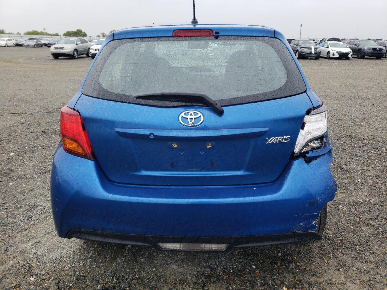 2015 TOYOTA YARIS - Фото 6