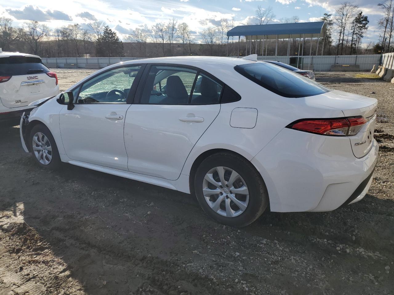 2021 TOYOTA COROLLA LE - Фото 2