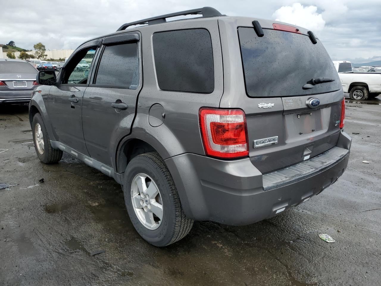 2012 FORD ESCAPE XLT - Фото 2