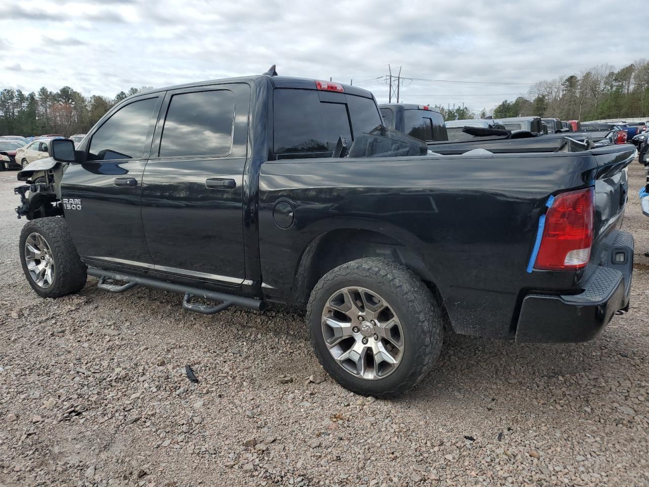2015 RAM 1500 SLT - Image 2