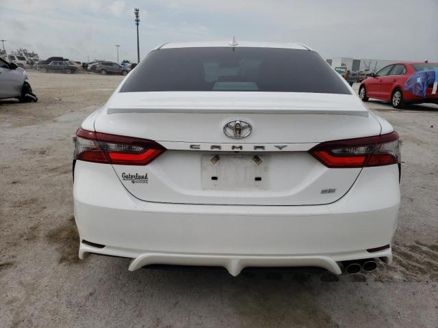 2021 Toyota Camry Se - Фото 6