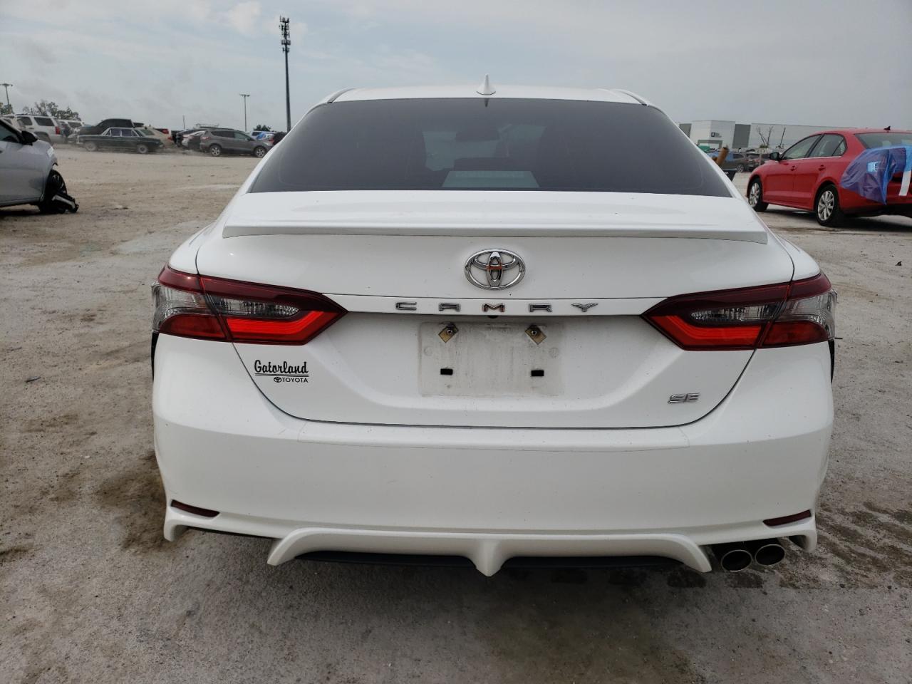 2021 TOYOTA CAMRY SE - Image 6