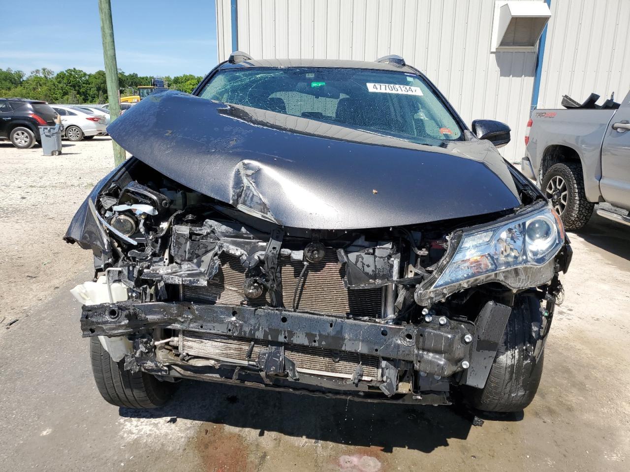 2015 TOYOTA RAV4 LE - Фото 5