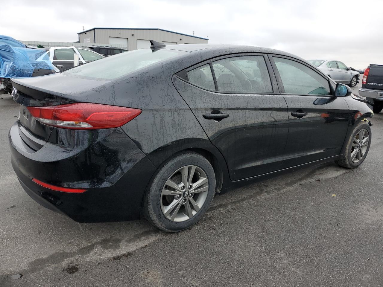 2017 HYUNDAI ELANTRA SE - Фото 3