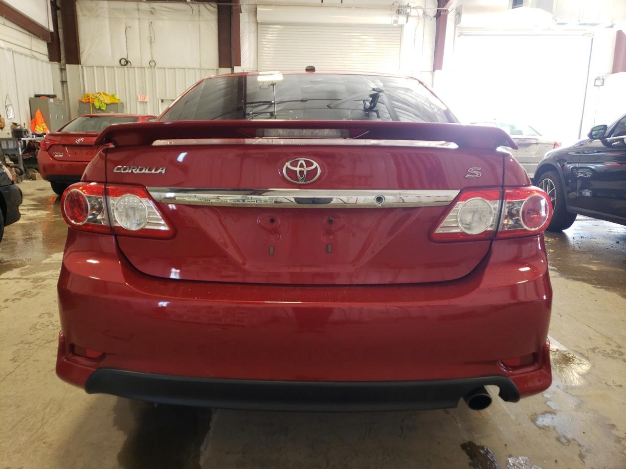 2013 TOYOTA COROLLA BA - Фото 6