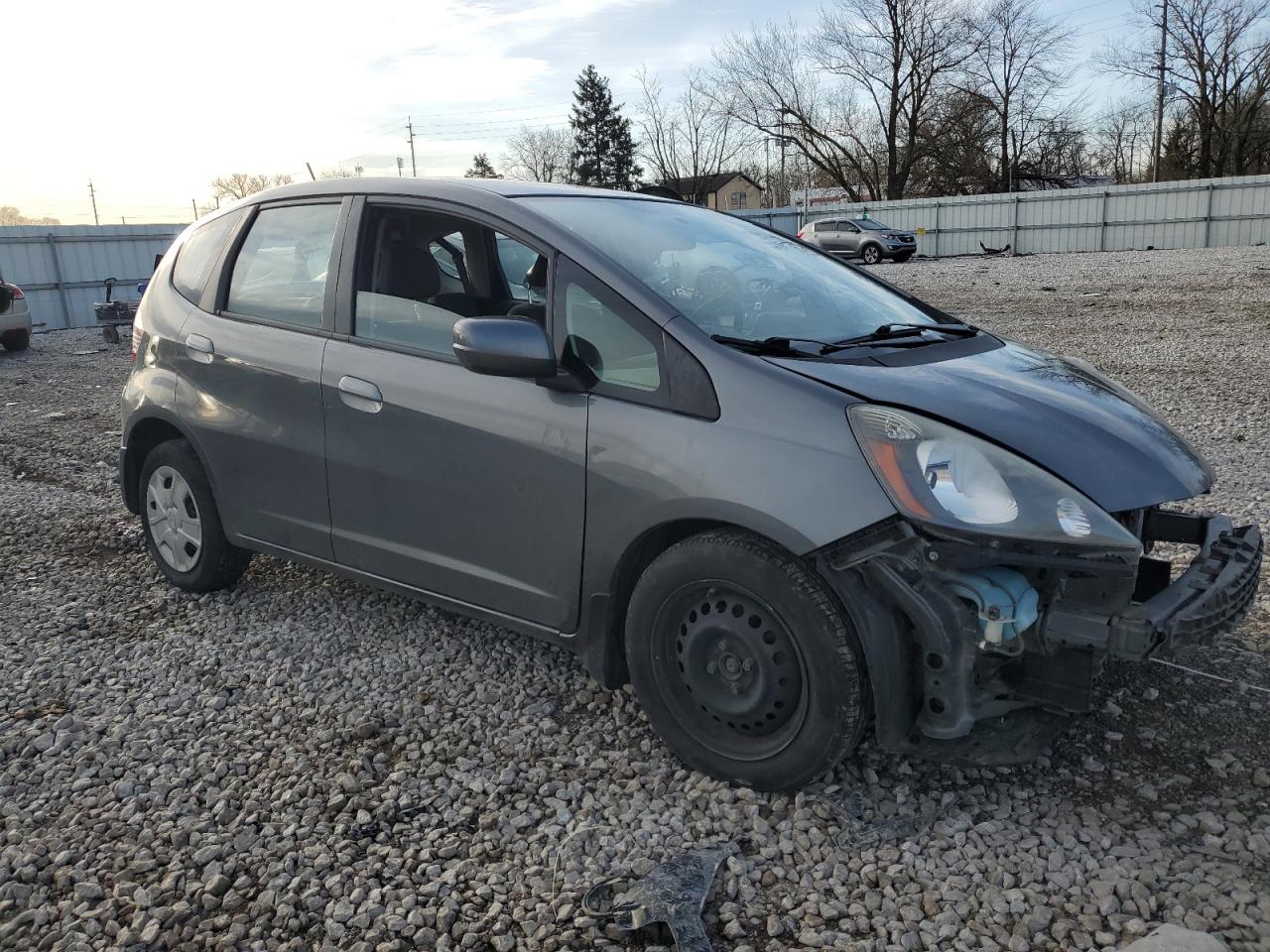 2013 HONDA FIT - Image 4