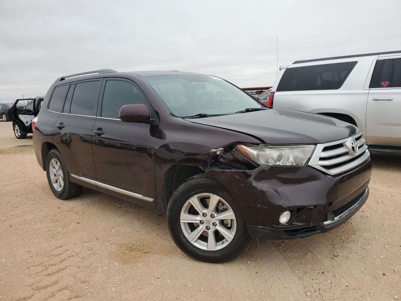 2012 TOYOTA HIGHLANDER - Image 4