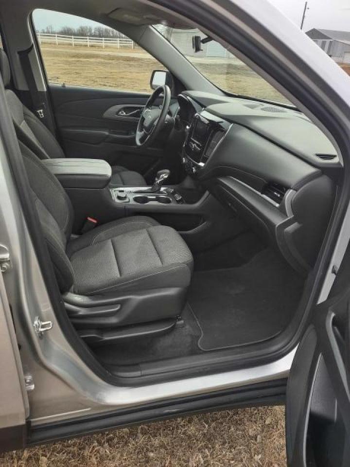 2021 CHEVROLET TRAVERSE L - Фото 5