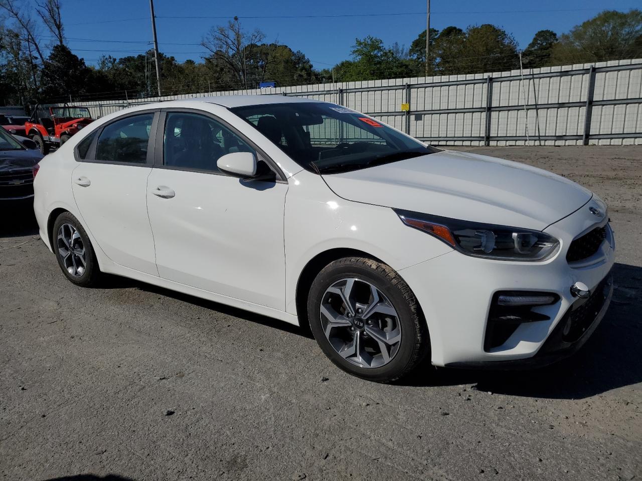 2021 KIA FORTE FE - Image 4