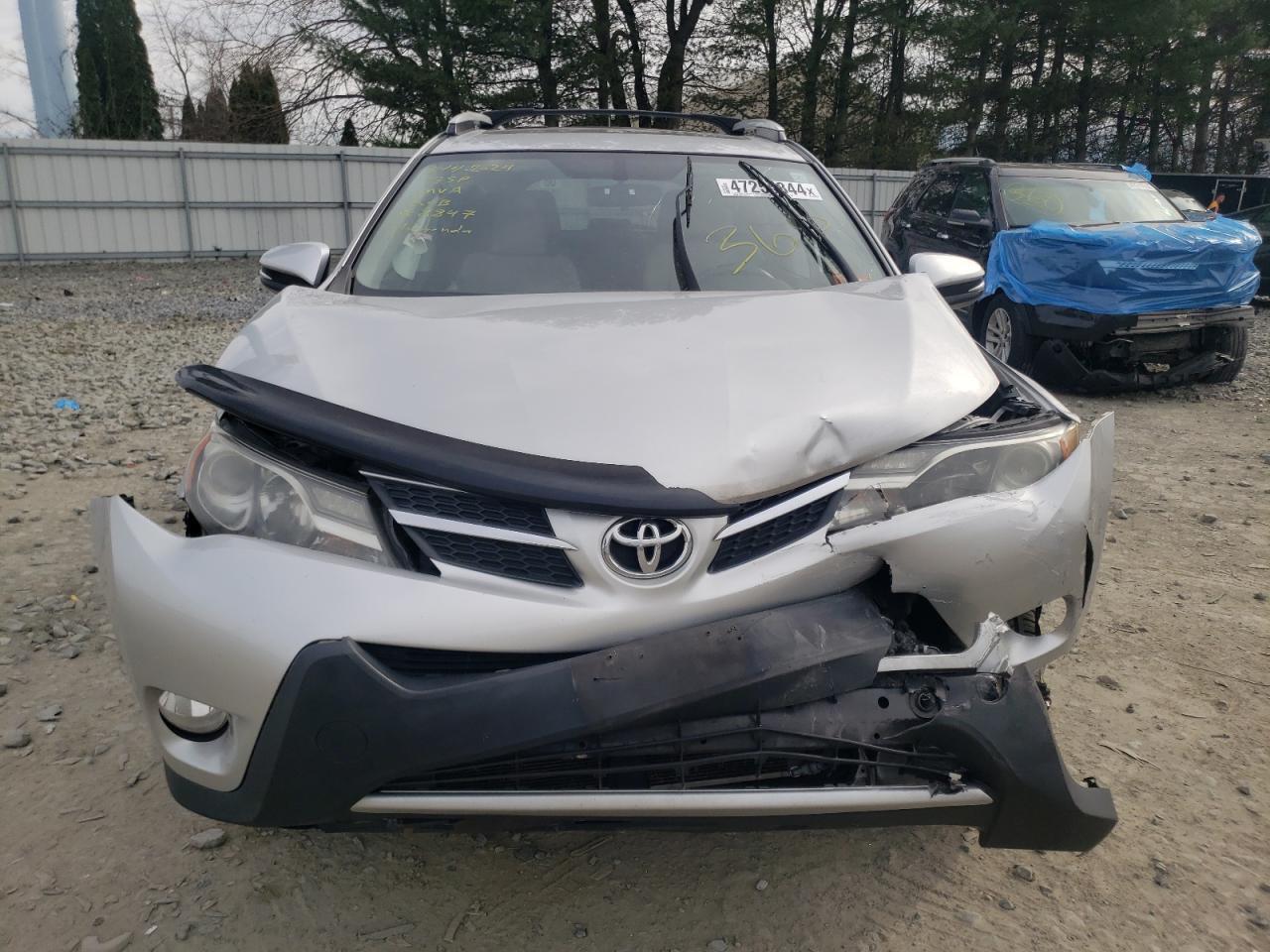 2015 TOYOTA RAV4 XLE - Фото 5