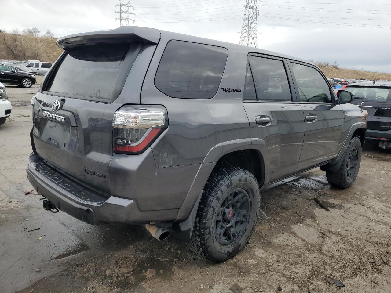 2020 TOYOTA 4RUNNER SR - Фото 3