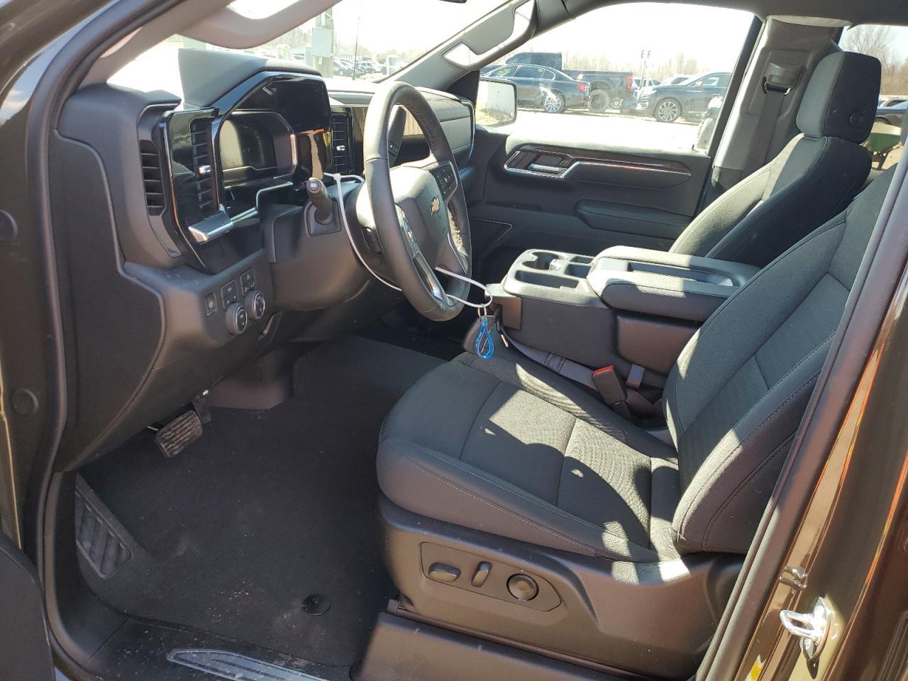 2024 CHEVROLET SILVERADO - Фото 7
