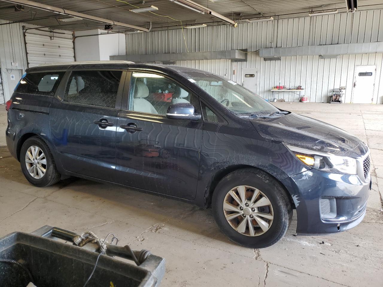 2016 KIA SEDONA LX - Фото 4