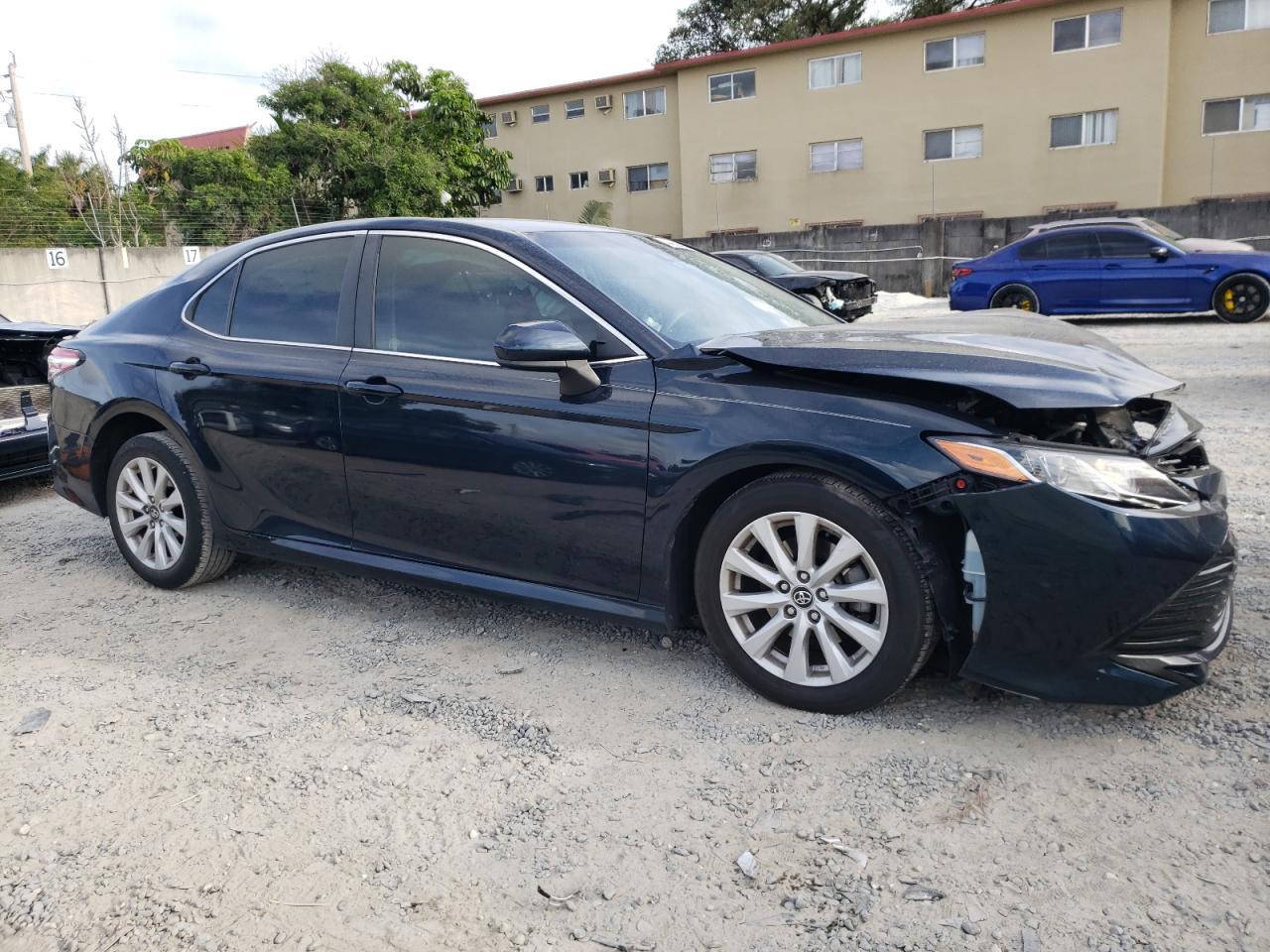 2018 TOYOTA CAMRY L - Image 4