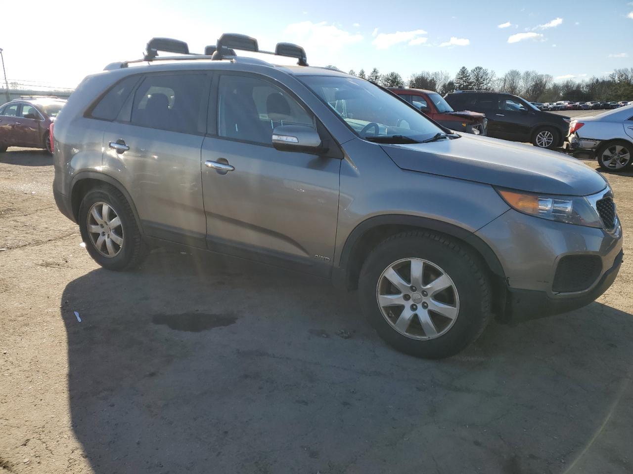 2012 KIA SORENTO BA - Image 4
