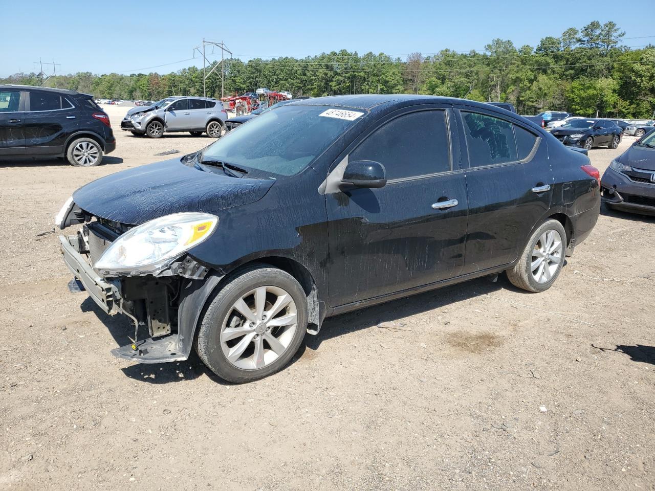 2014 NISSAN VERSA S