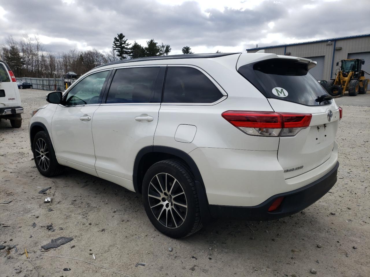 2018 TOYOTA HIGHLANDER - Image 2