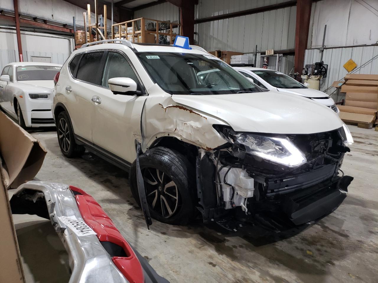 2018 NISSAN ROGUE S - Фото 4