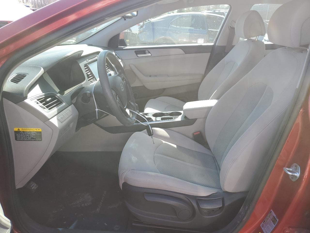 2017 HYUNDAI SONATA SE - Фото 7
