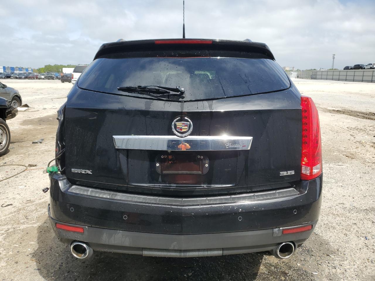 2013 CADILLAC SRX LUXURY - Image 6